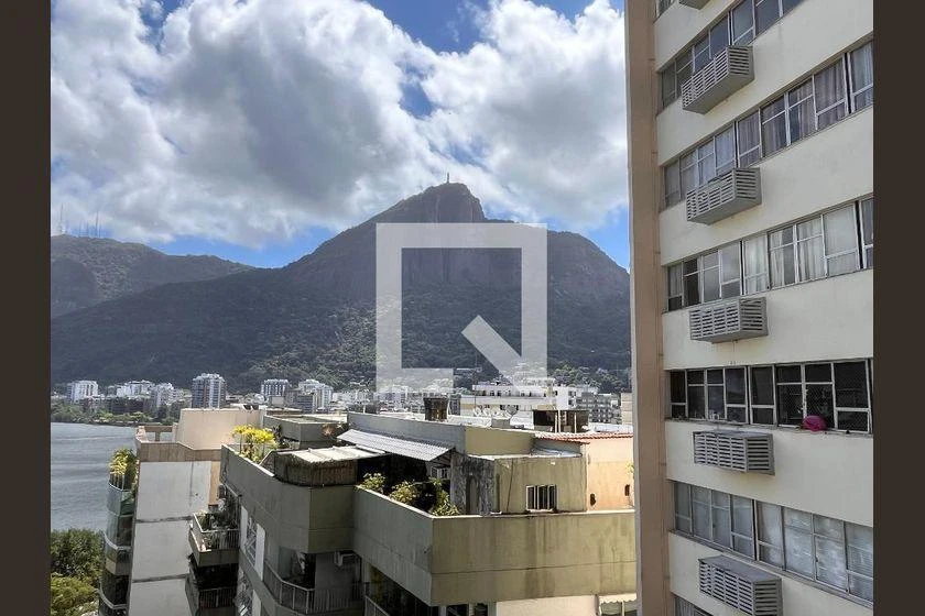 Apartamento de 2 quartos com cozinha fechada — photo 11