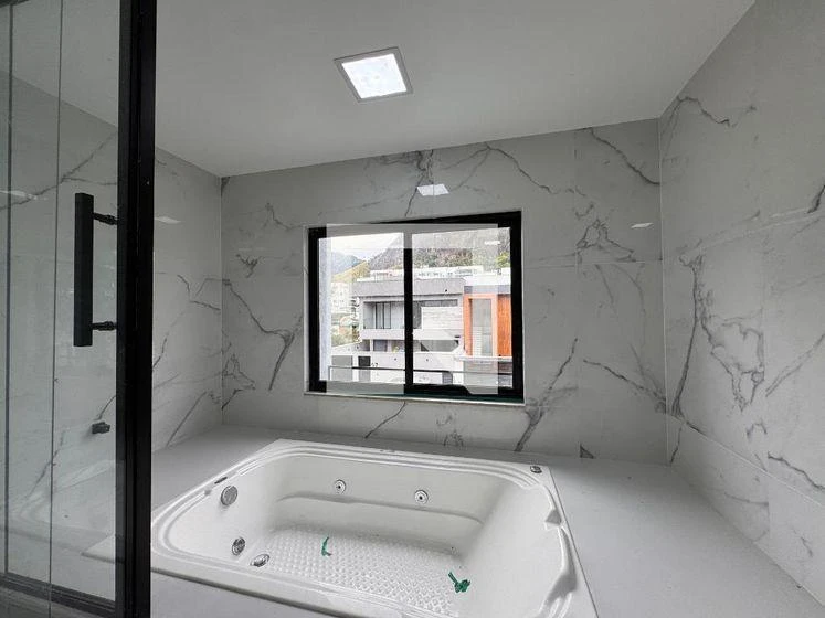 Apartment, 220 m², with a mountain view — photo 28