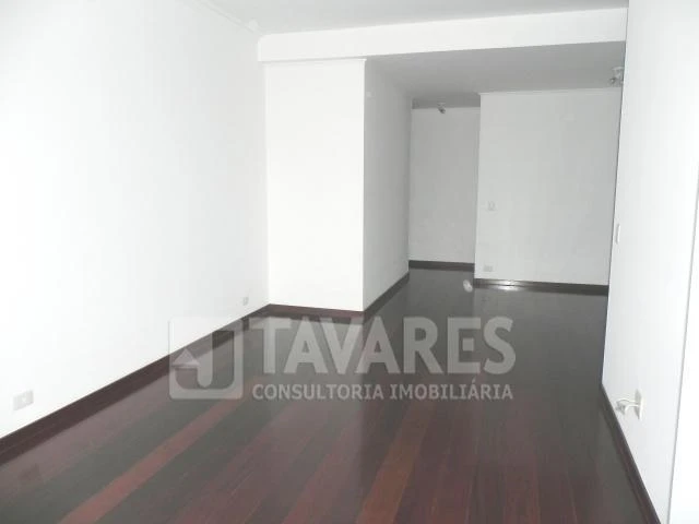 3-bedroom apartment with a home office — photo 17