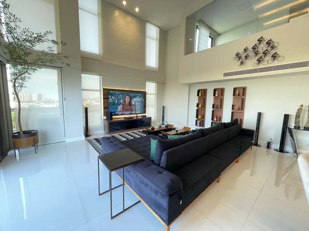 Apartamento de 4 dormitorios con balcón acristalado y 267 m² — photo 14