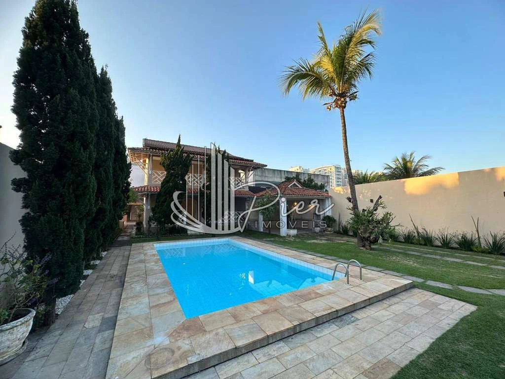 Furnished 4-bedroom house with 2 en-suites and 5 baths — photo 7