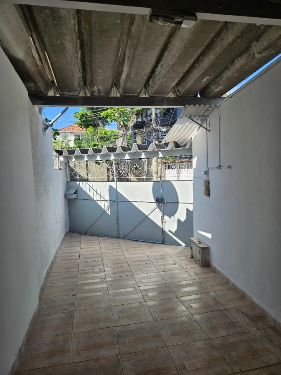 Townhouse with 3 bedrooms and a separate kitchen — photo 19
