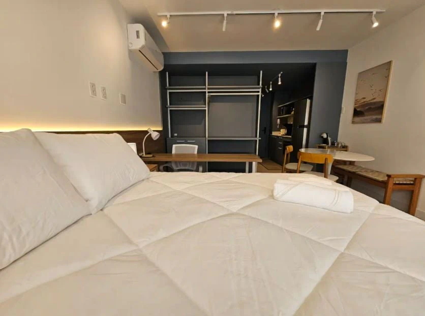 Furnished 35 m² studio with covered parking space — photo 12