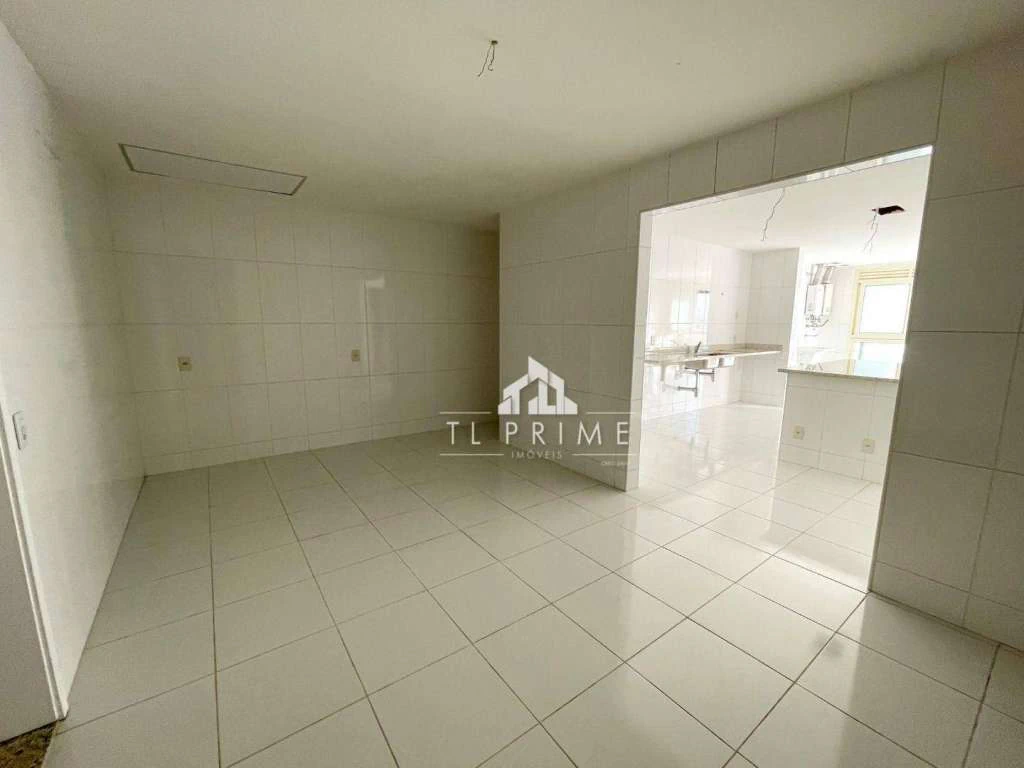 4-suite apartment with 555 m² and 5 parking spaces — photo 22