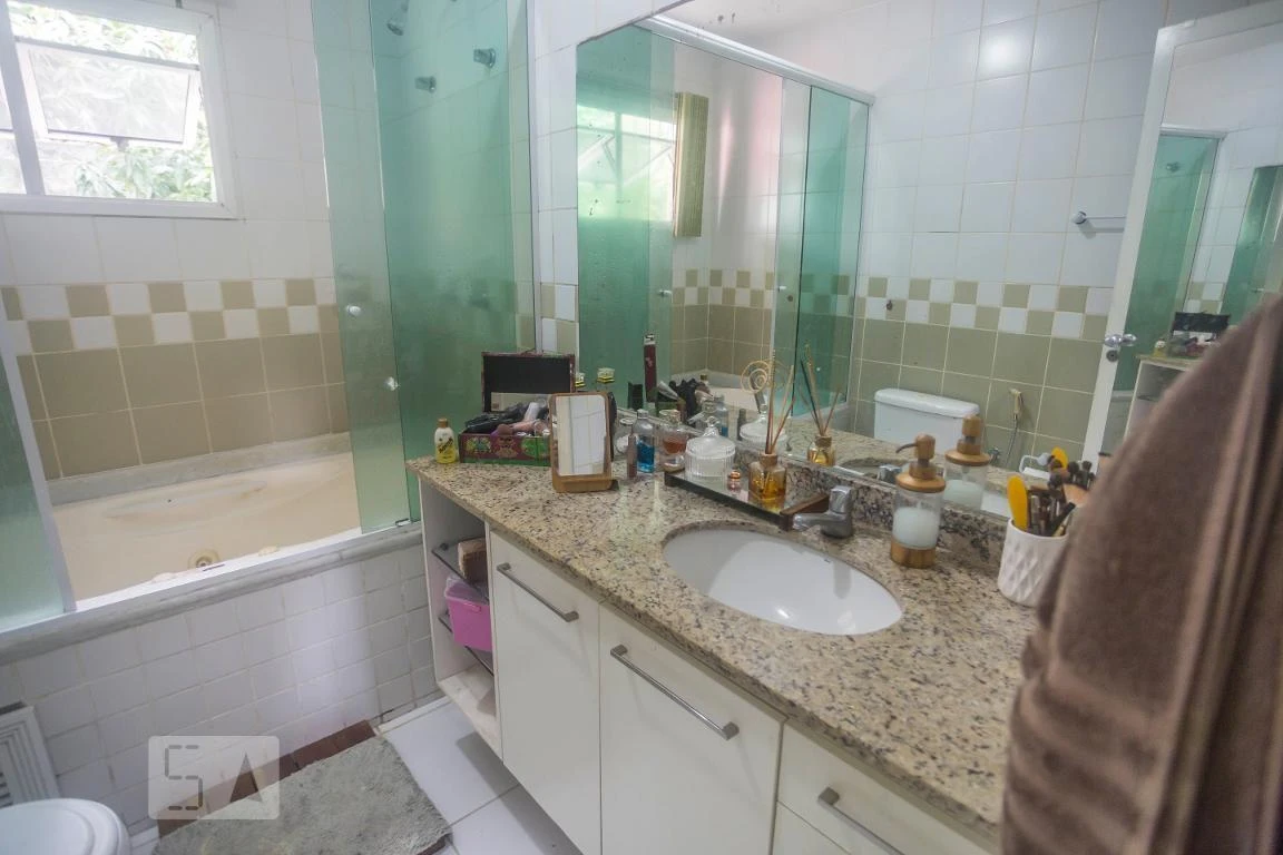 Furnished 680 m² house with 3 bedrooms — photo 31