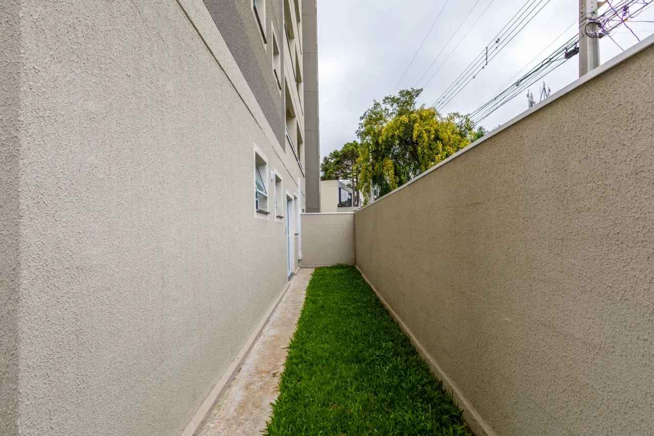 2-bedroom apartment with a washing machine in Curitiba — photo 42