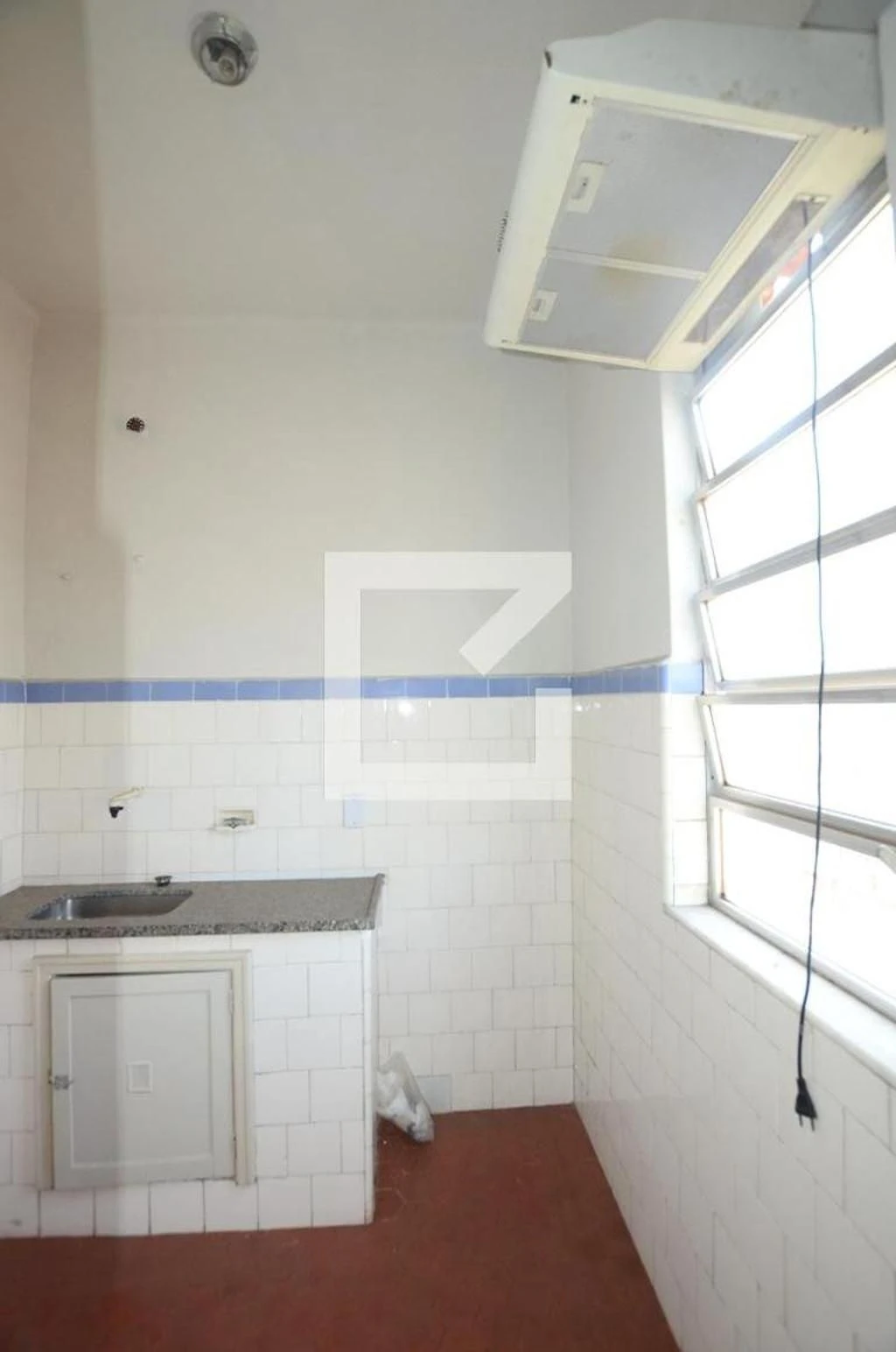 Rental apartment with 2 bedrooms and 1 bathroom — photo 27
