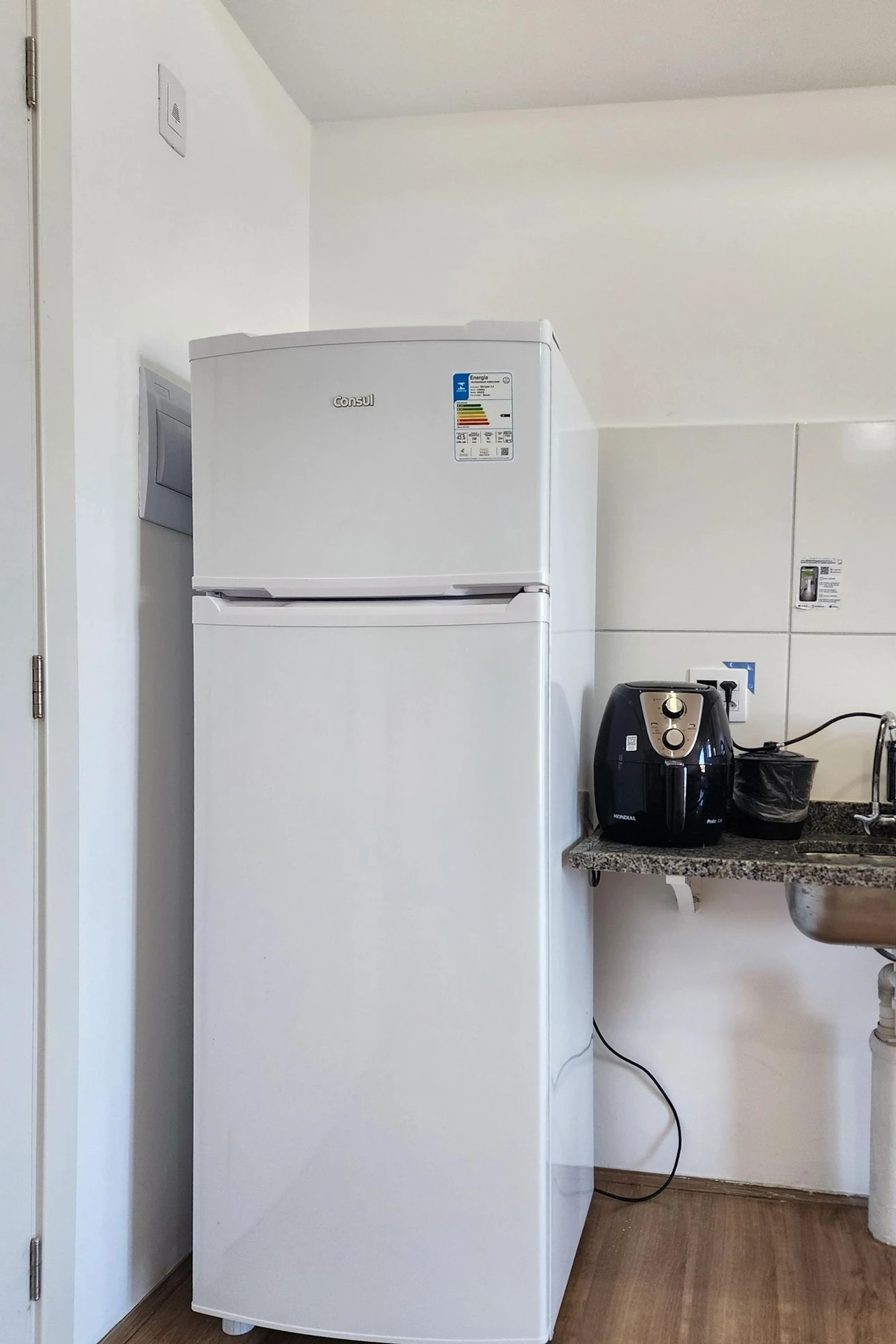 Studio with kitchenette, A/C, and a balcony — photo 21
