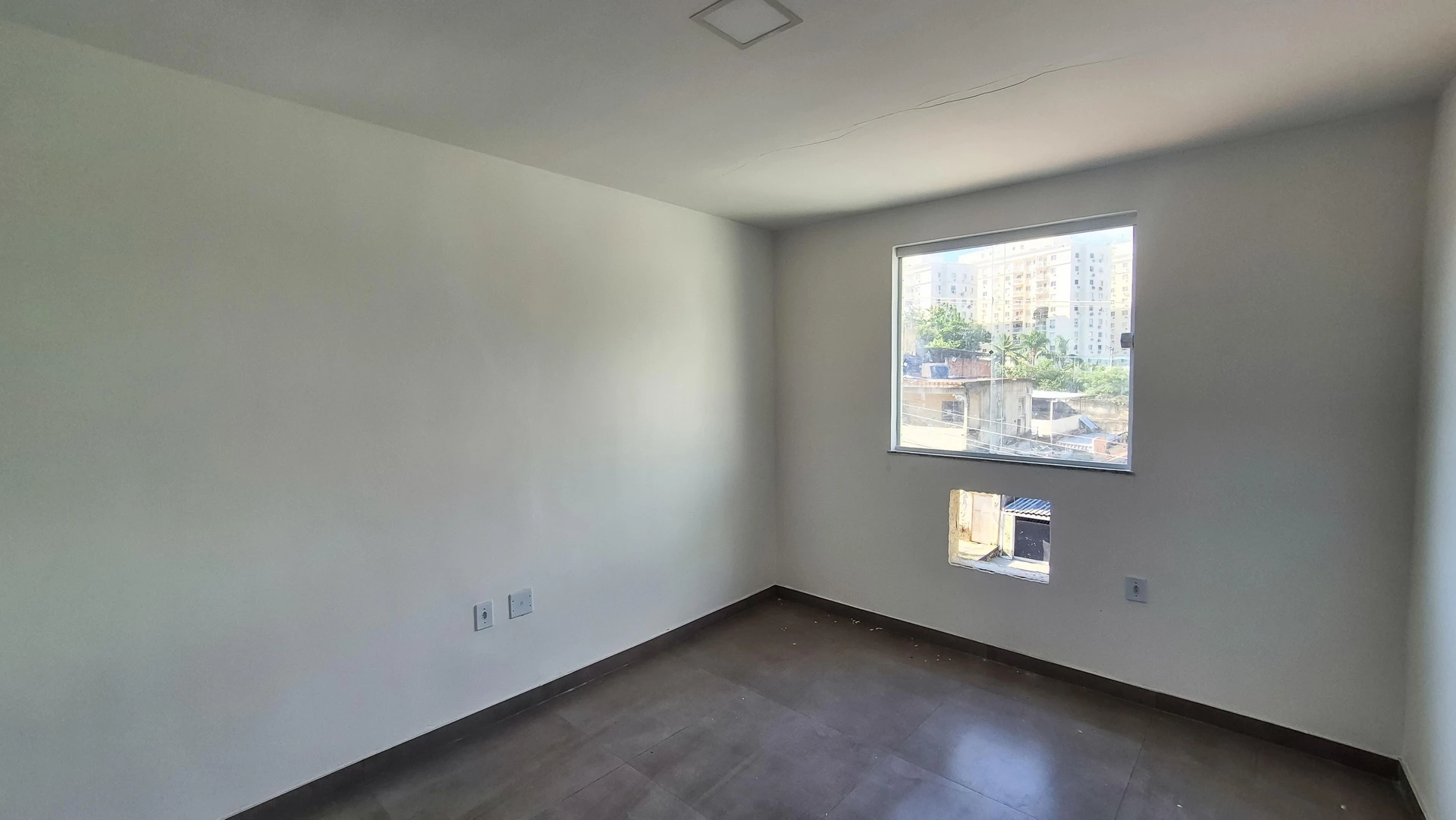 Apartment with 2 bedrooms and a balcony with grill — photo 5