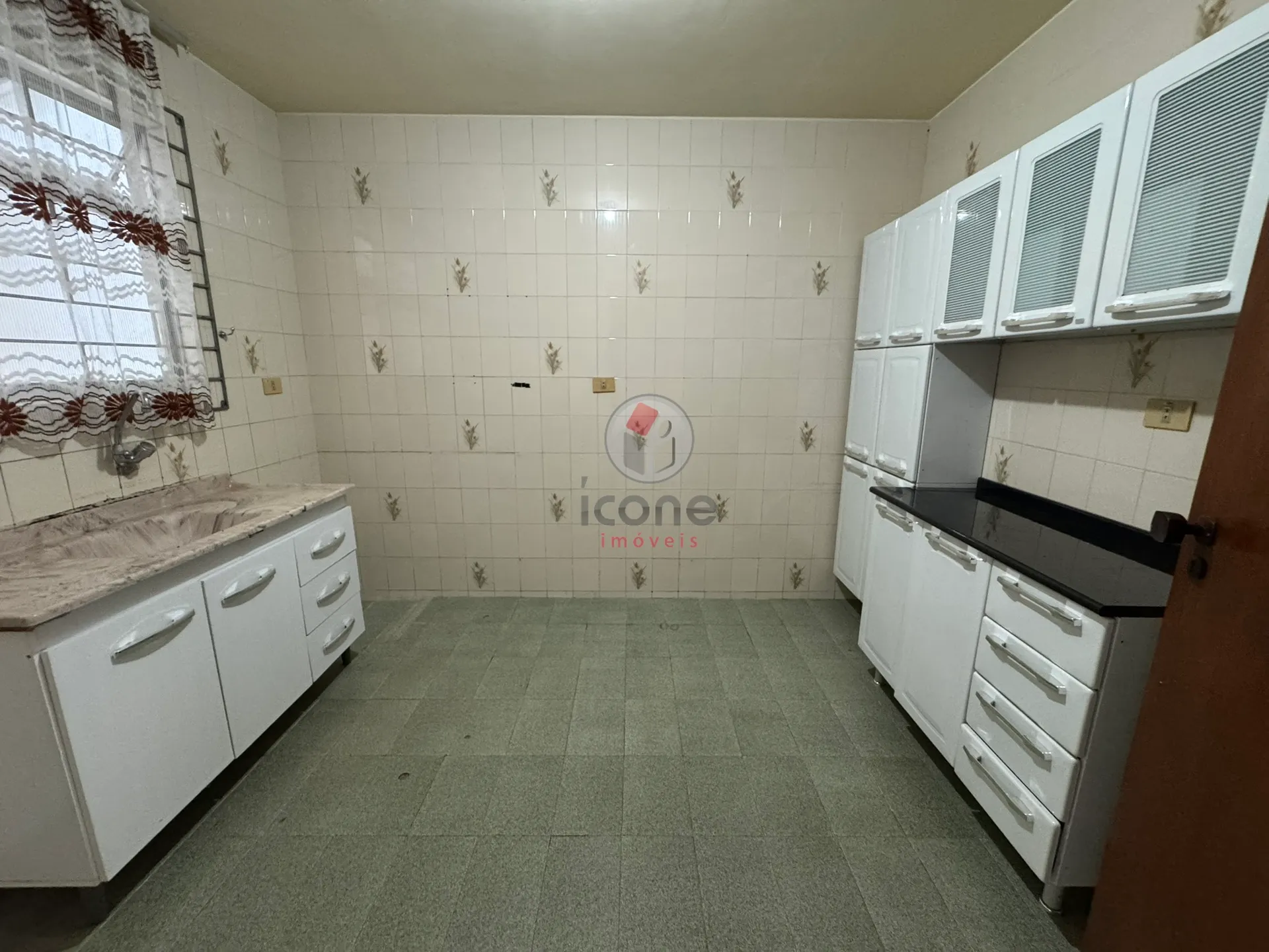3-bedroom, 142 m² house in Curitiba — photo 38