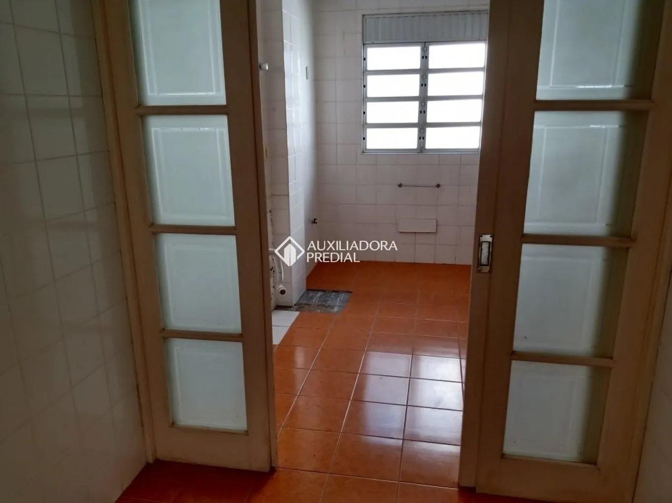 Penthouse with 3 bedrooms and balcony on 5th floor