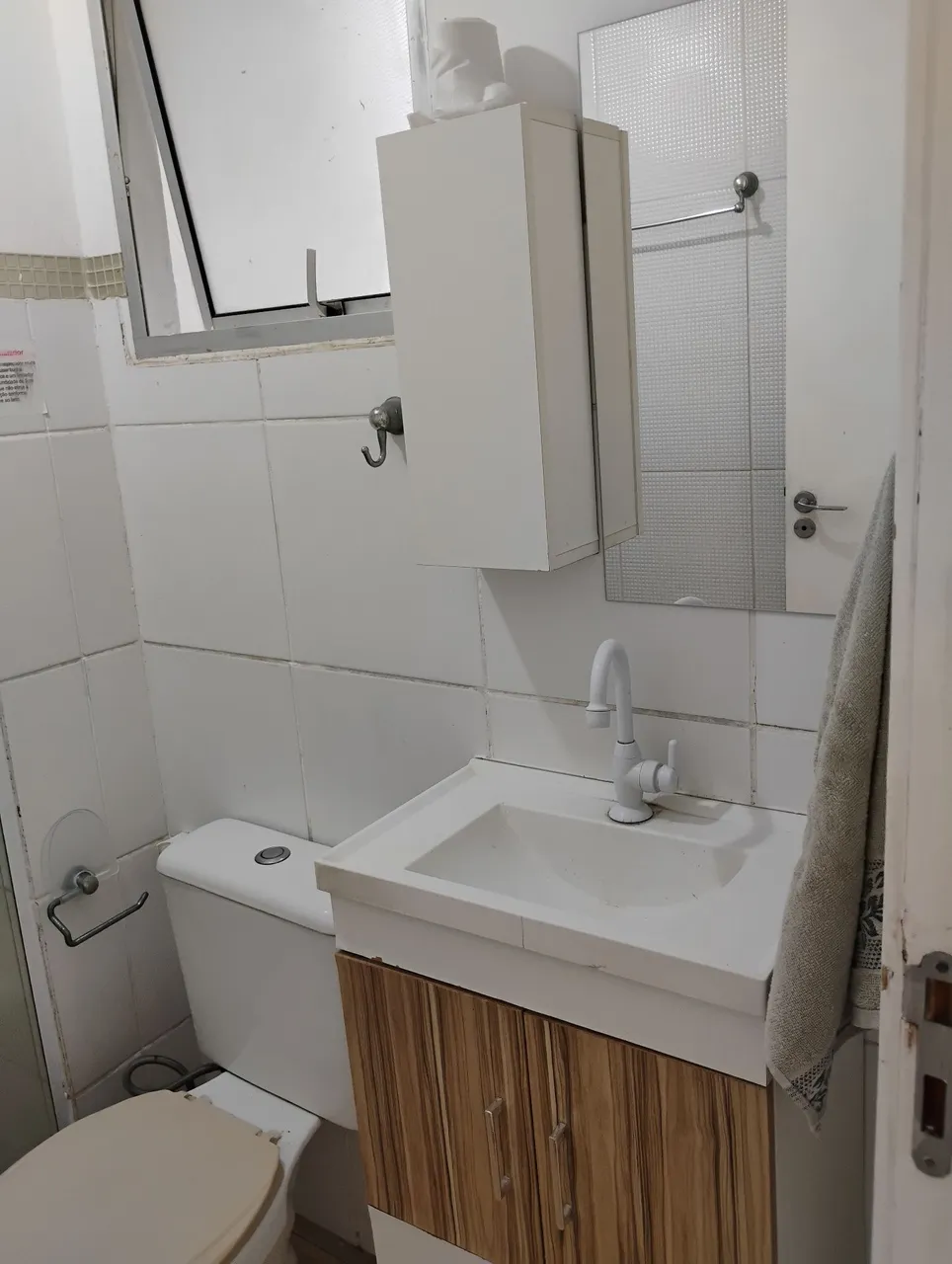 2-bedroom apartment in a building with a gym — photo 9