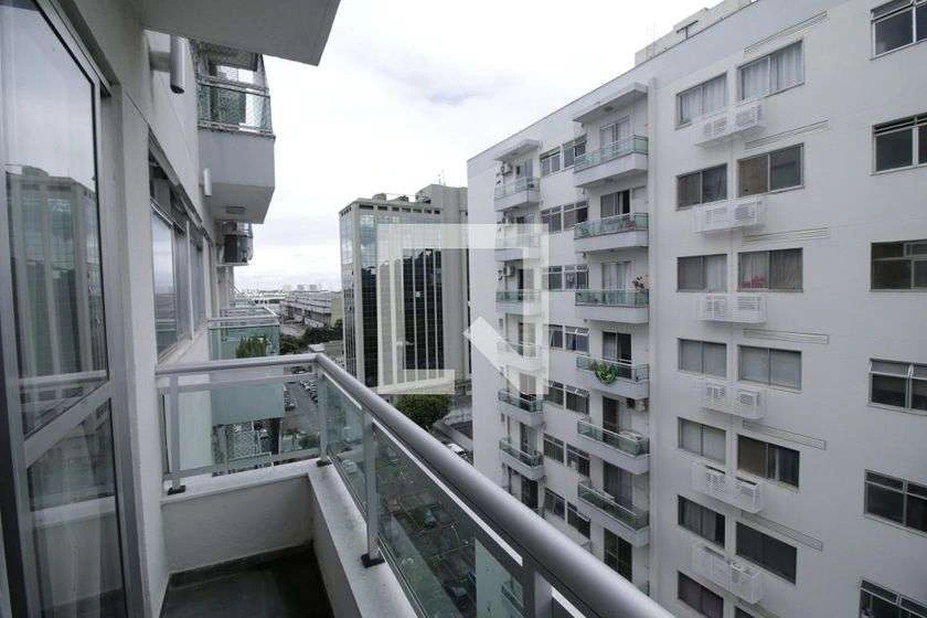 Rental apartment with 2 bedrooms and a balcony