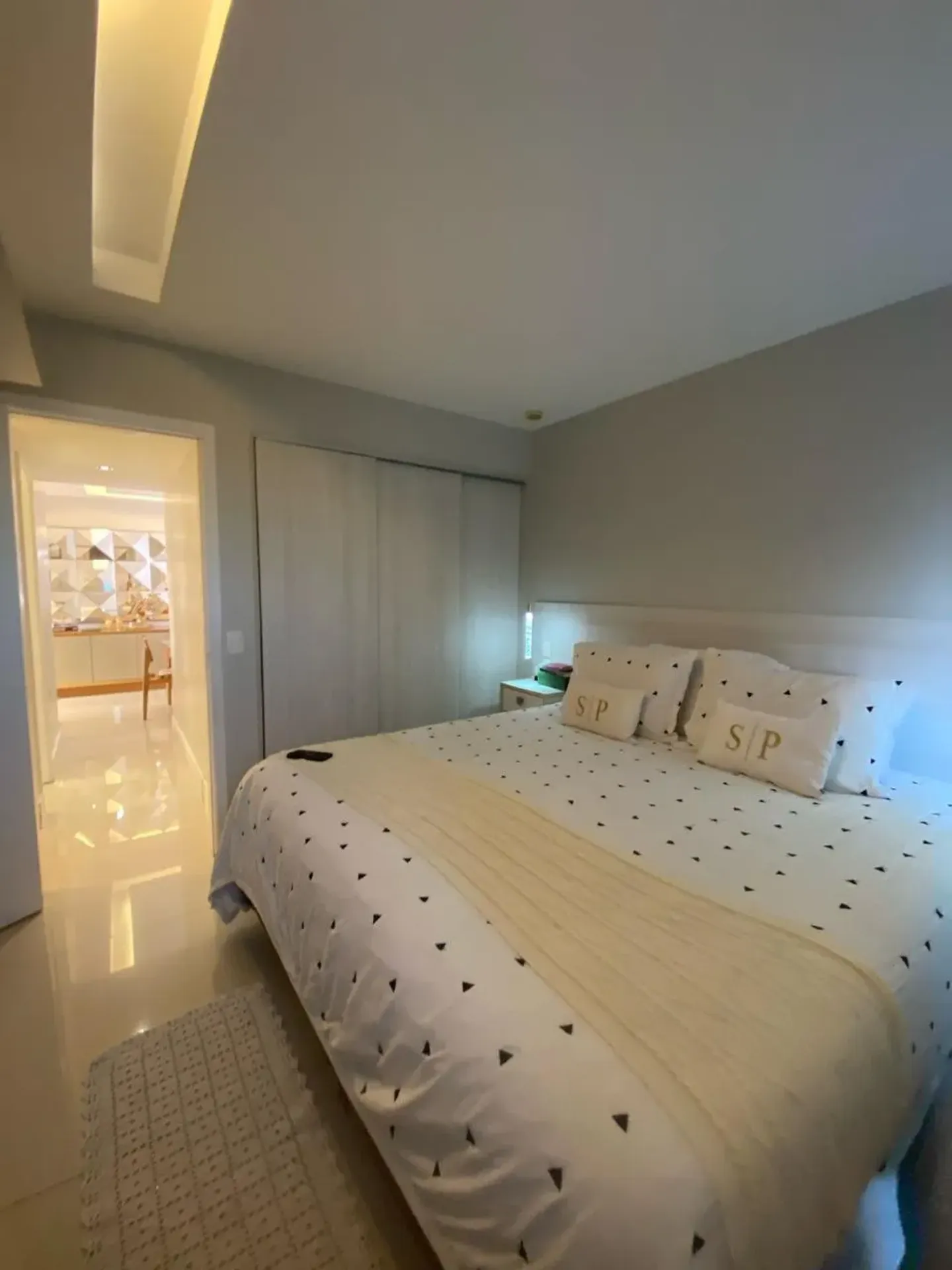 Home office in a 4-bedroom apartment, 110 m² — photo 9