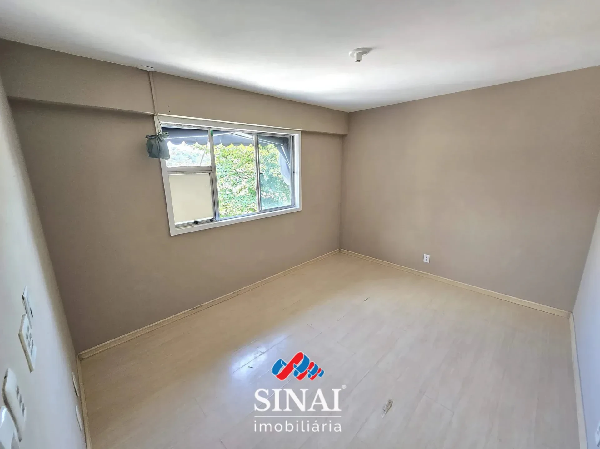 2-bedroom apartment with a washing machine — photo 18