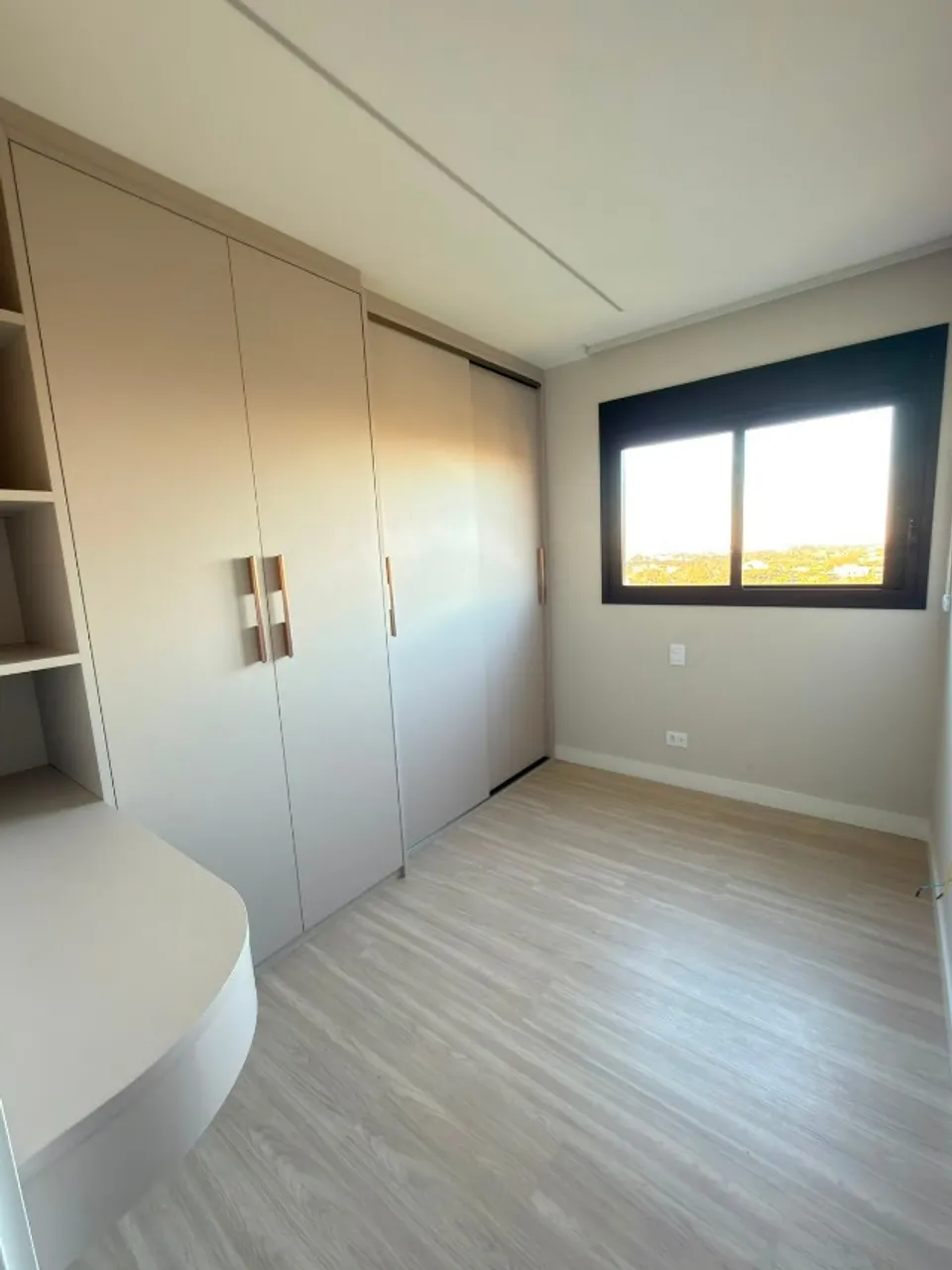 Furnished 3-bedroom apartment with integrated kitchen — photo 12