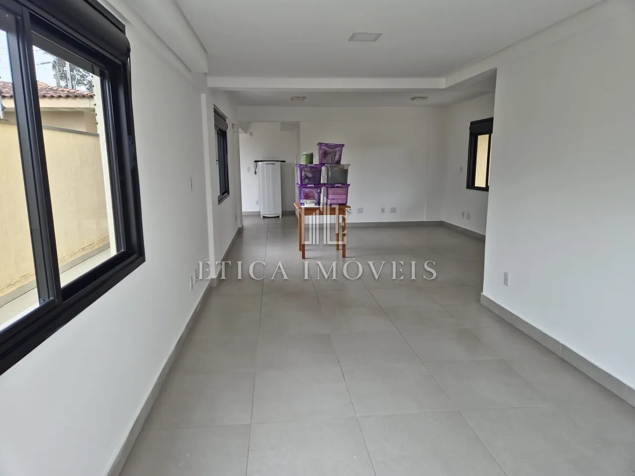 80 m² apartment with open-plan kitchen and 1 bedroom — photo 12