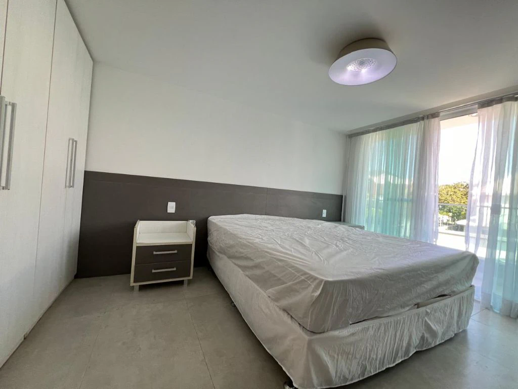 Furnished triplex home with 4 en-suites and 4 parking — photo 7