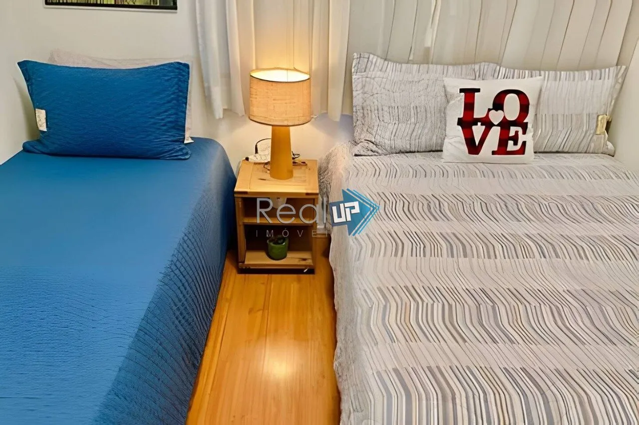 2-bedroom apartment with a washing machine in Rio de Janeiro — photo 11