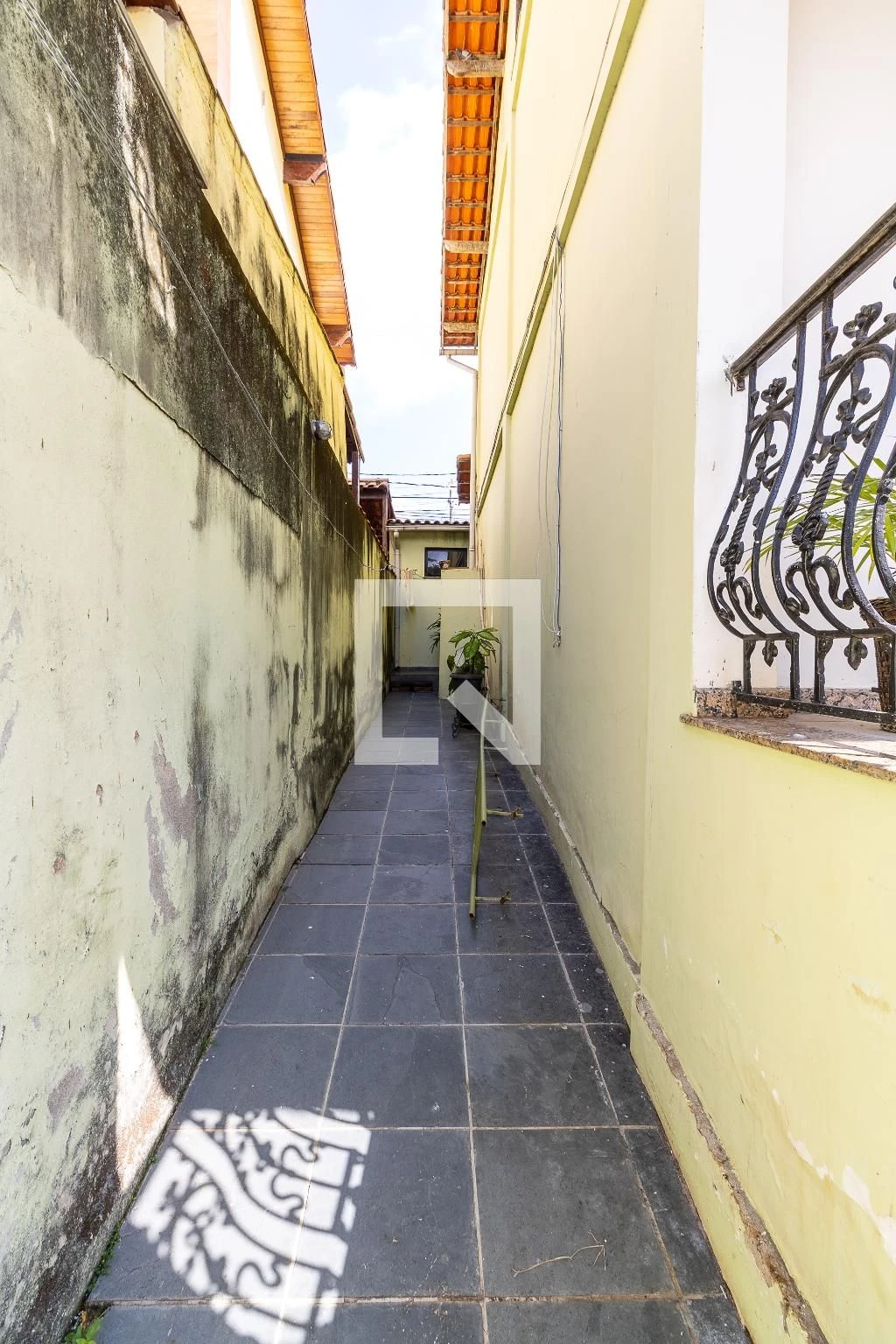 Casa de 2 andares com 238 m², 3 quartos e jardim — photo 76