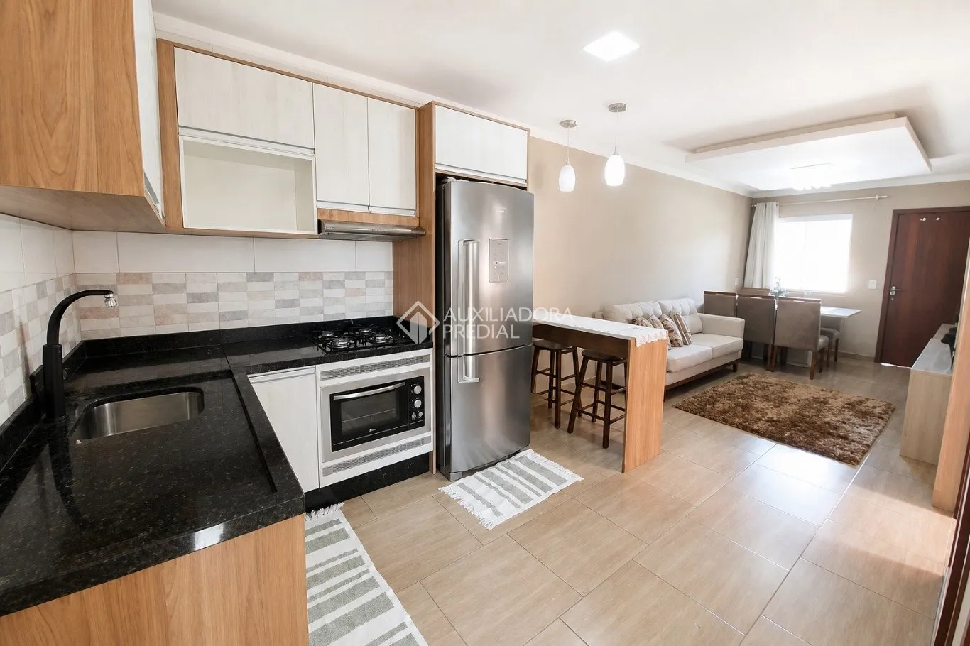3-bedroom house, 1 with its own bathroom, 230 m² — photo 2