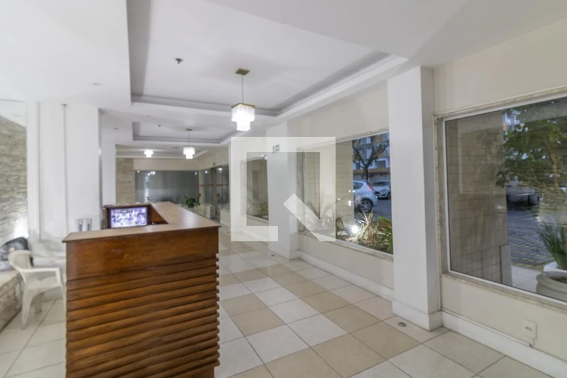 Apartamento mobiliado com 2 quartos e varanda — photo 6