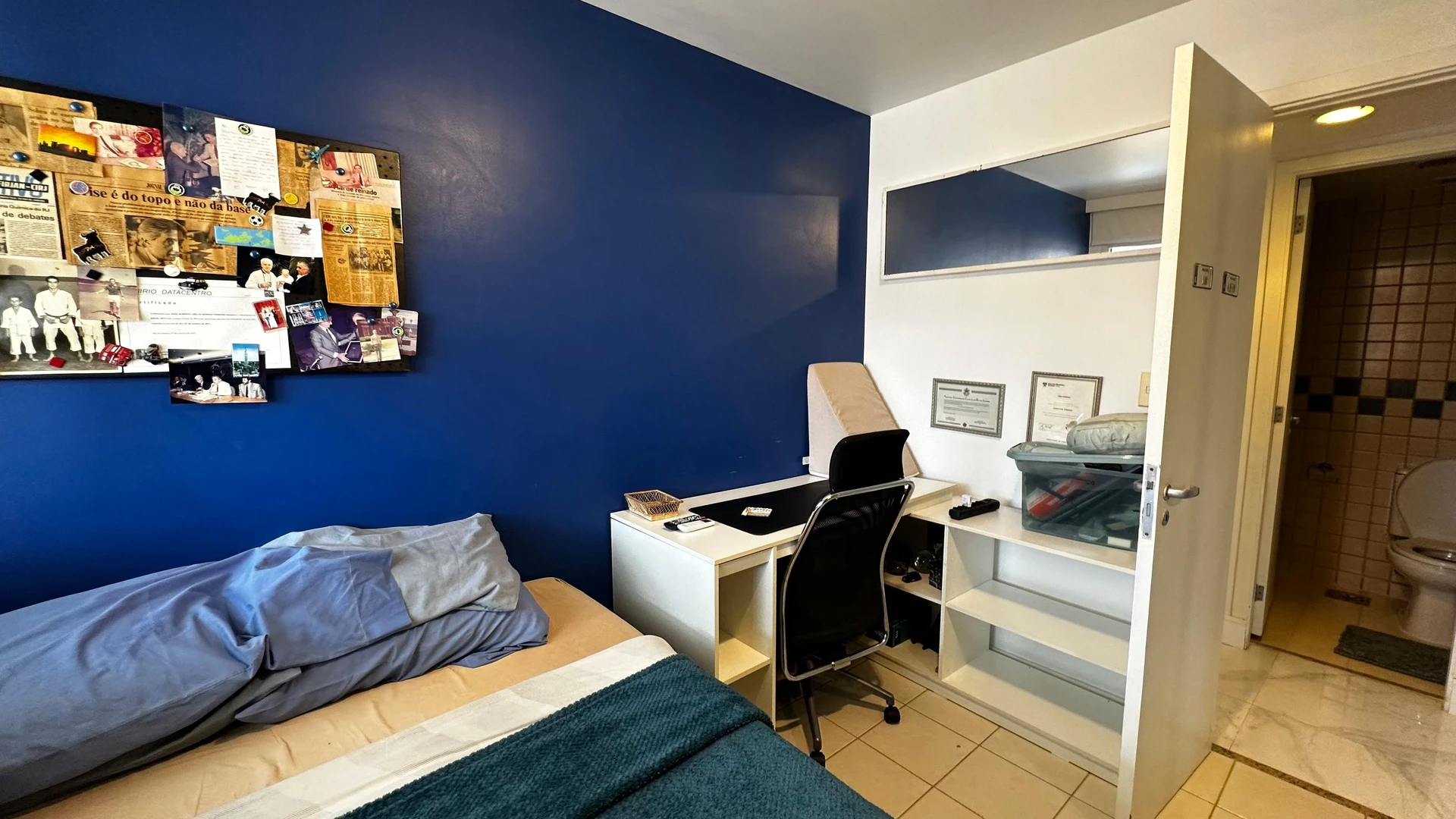 Furnished apartment with 2 bedrooms and a balcony — photo 19