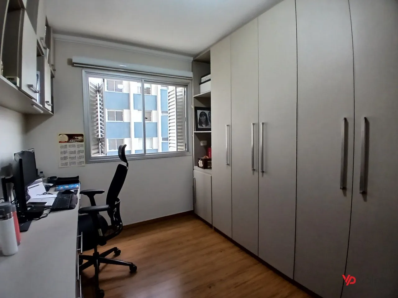 4-bedroom apartment with a walk-in closet in Curitiba — photo 68