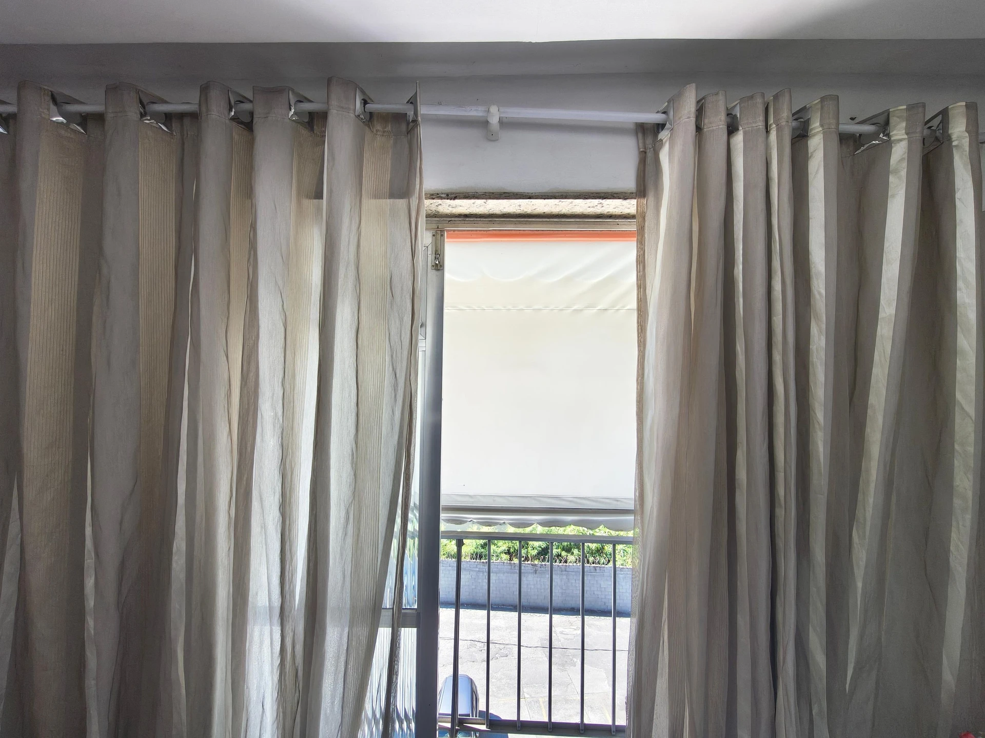 Furnished 2-bedroom apartment with 1 bathroom — photo 13
