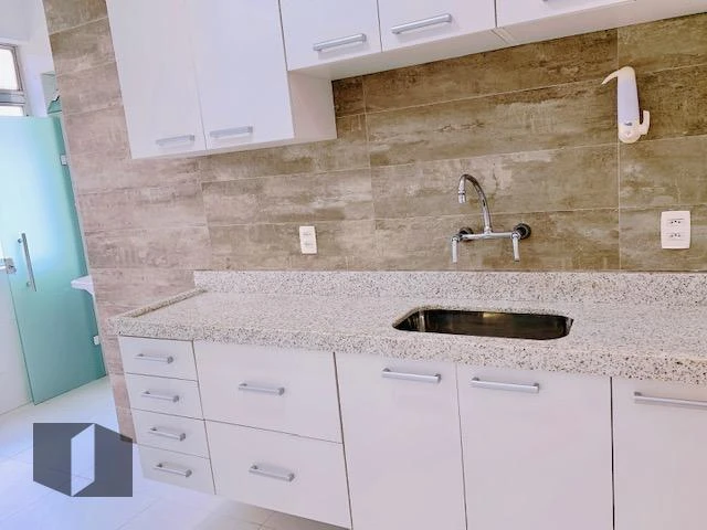 Apartamento com piso de madeira ou laminado, Copacabana — photo 3