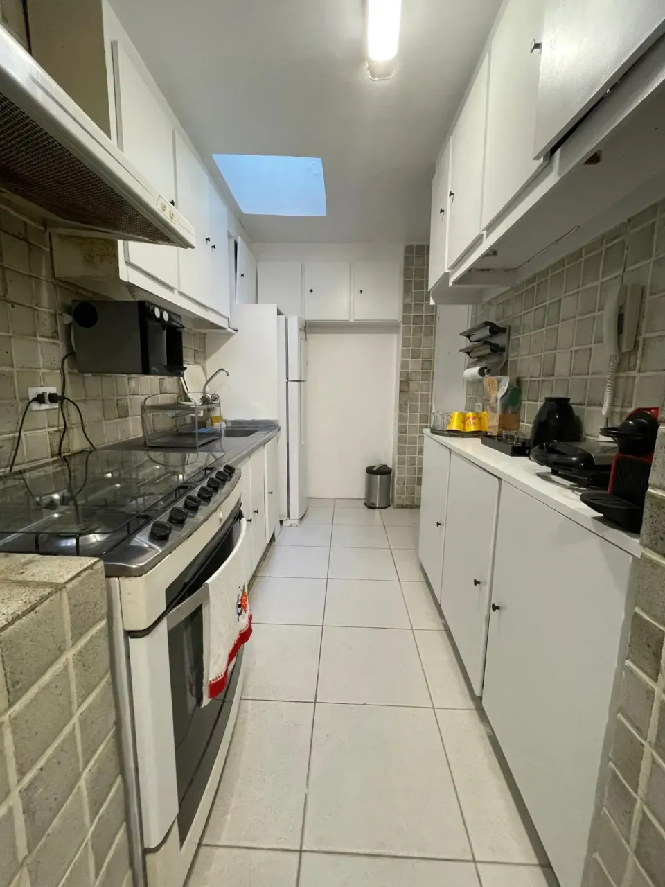 Furnished apartment with 4 bedrooms and a closed kitchen — photo 7
