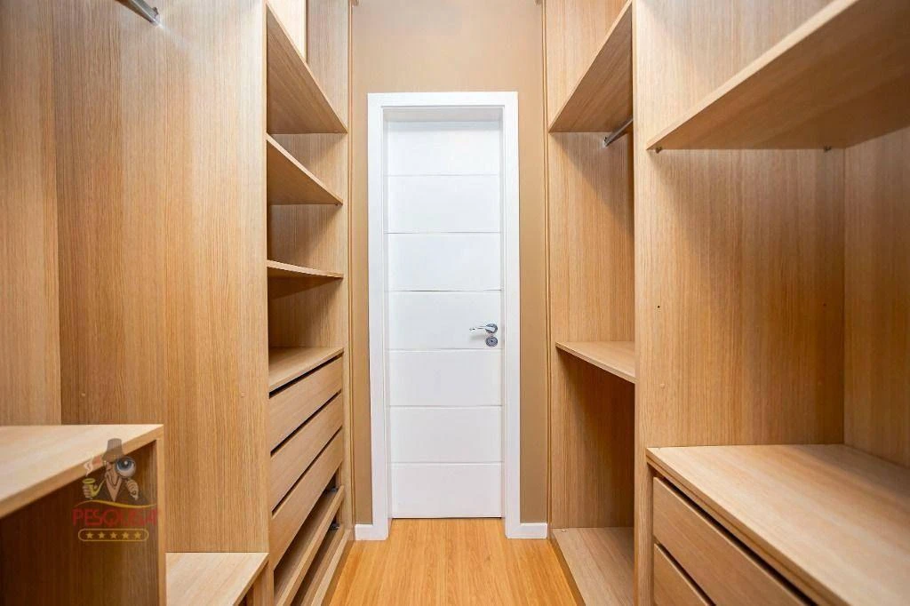 Apartment with 4 bedrooms and 190 m² — photo 34