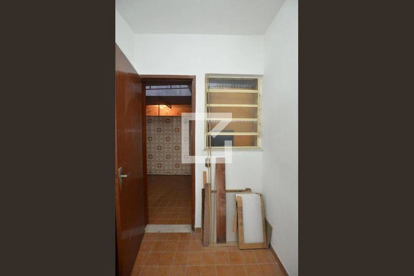 2-bedroom, 2-bath apartment with 87 m² and a balcony — photo 48