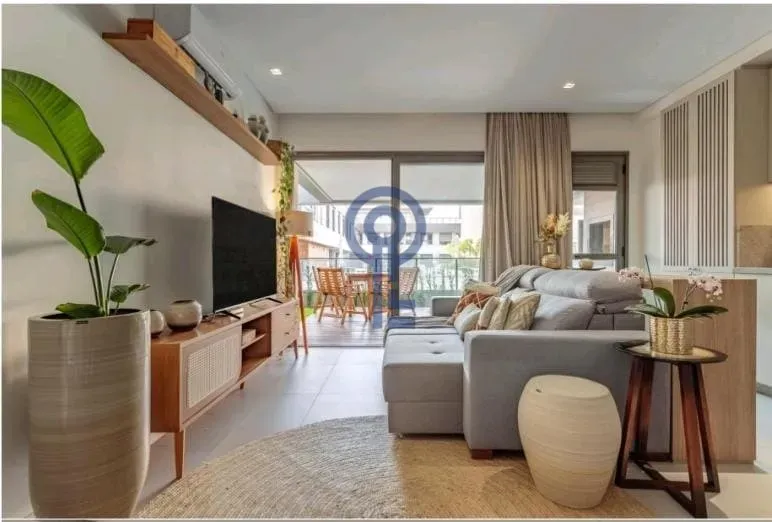 Furnished apartment with 2 bedrooms and private garden