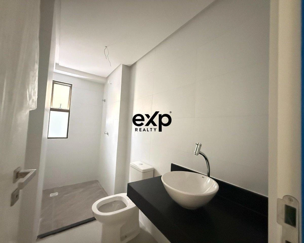 3-bedroom apartment, 2 with their own bathrooms, 76 m² — photo 43