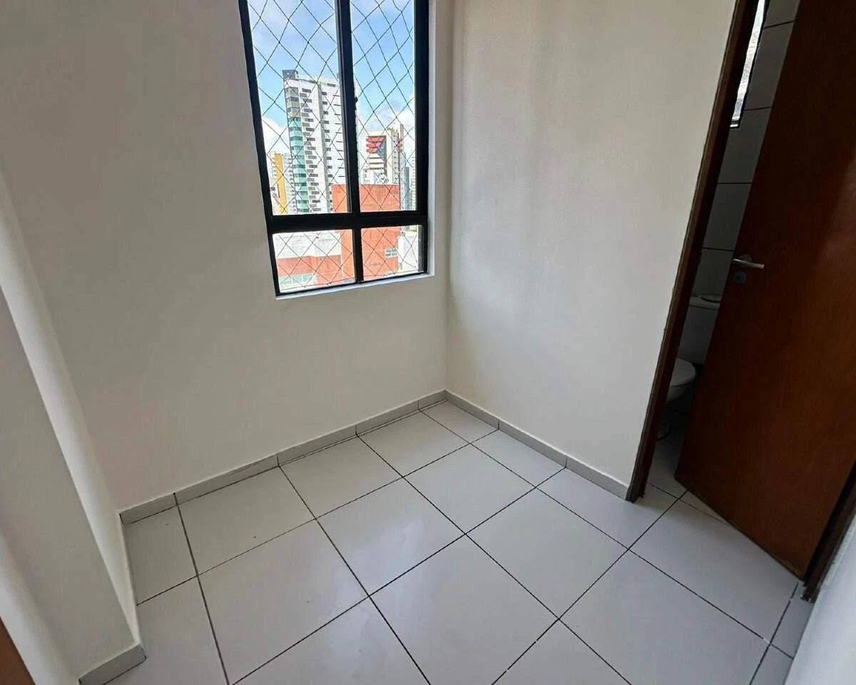 Rental apartment with 3 bedrooms and 1 en-suite — photo 3