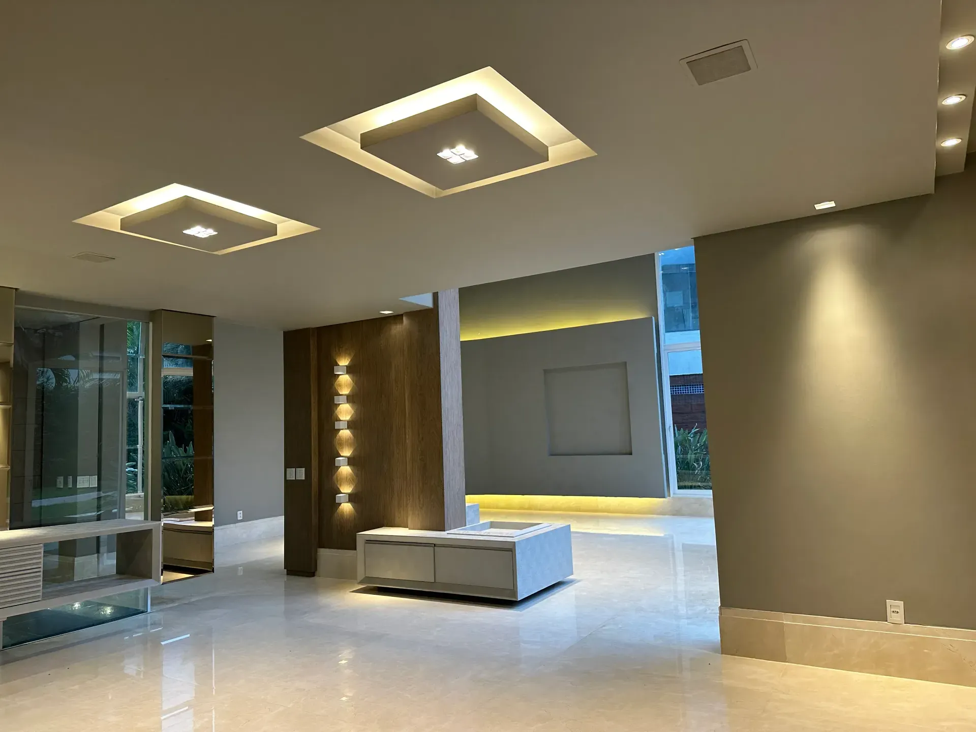 Condominium house with 4 bedrooms and 5 bathrooms — photo 12