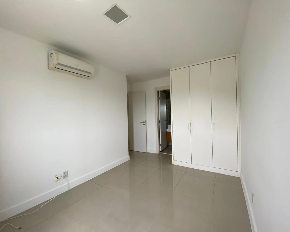 95 m² apartment with 3 bedrooms and 2 parking spaces — photo 3