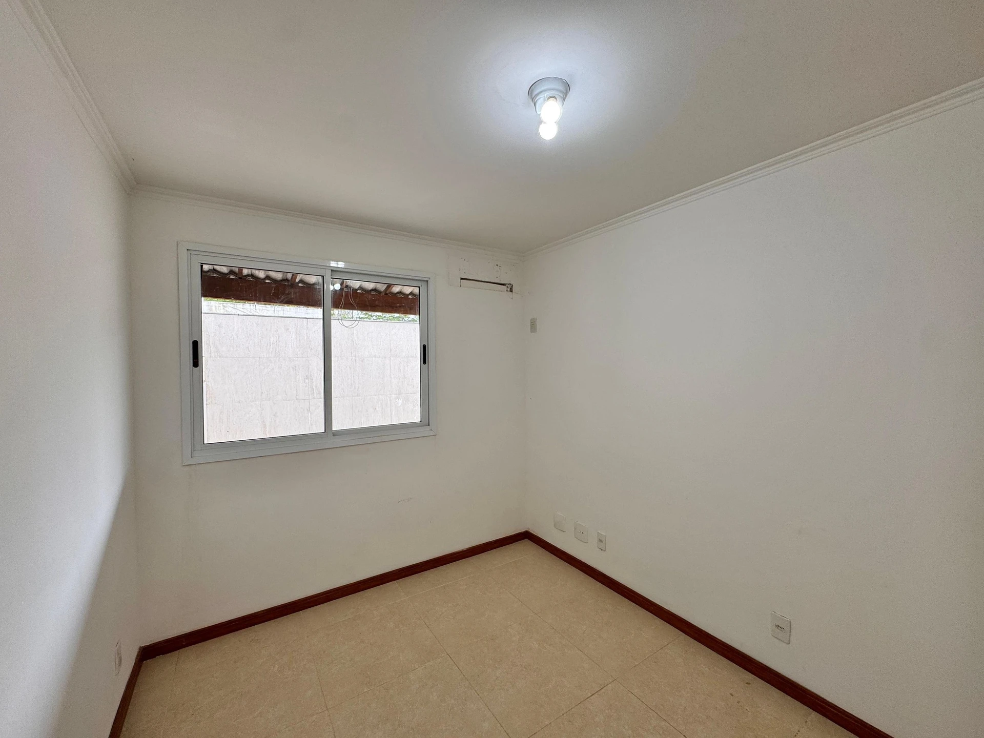 4-bedroom apartment with balcony and private BBQ grill — photo 14