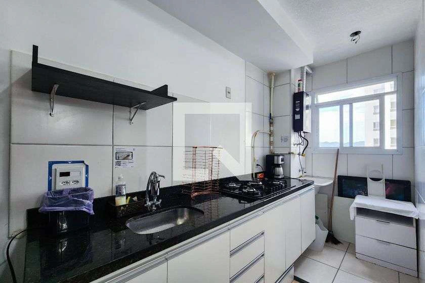 Furnished 44 m² apartment with open-plan kitchen — photo 12