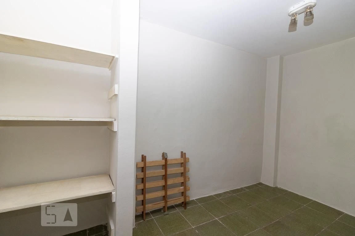 4-bedroom house with closed kitchen, 3 baths and parking — photo 15
