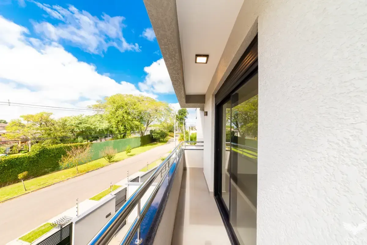 Two-story house with 230 m², 3 bedrooms and 4 baths — photo 7