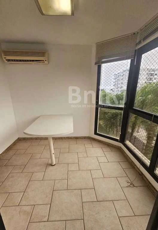 4-bedroom apartment 156 m² with 2 parking spots — photo 9