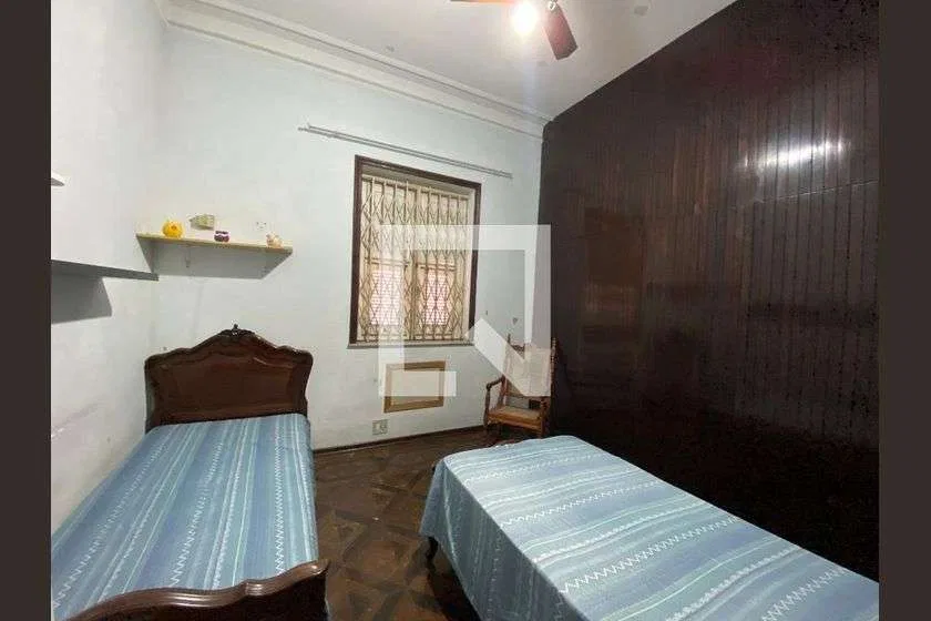 Casa para locação com varanda e 4 quartos, 1147 m² — photo 17