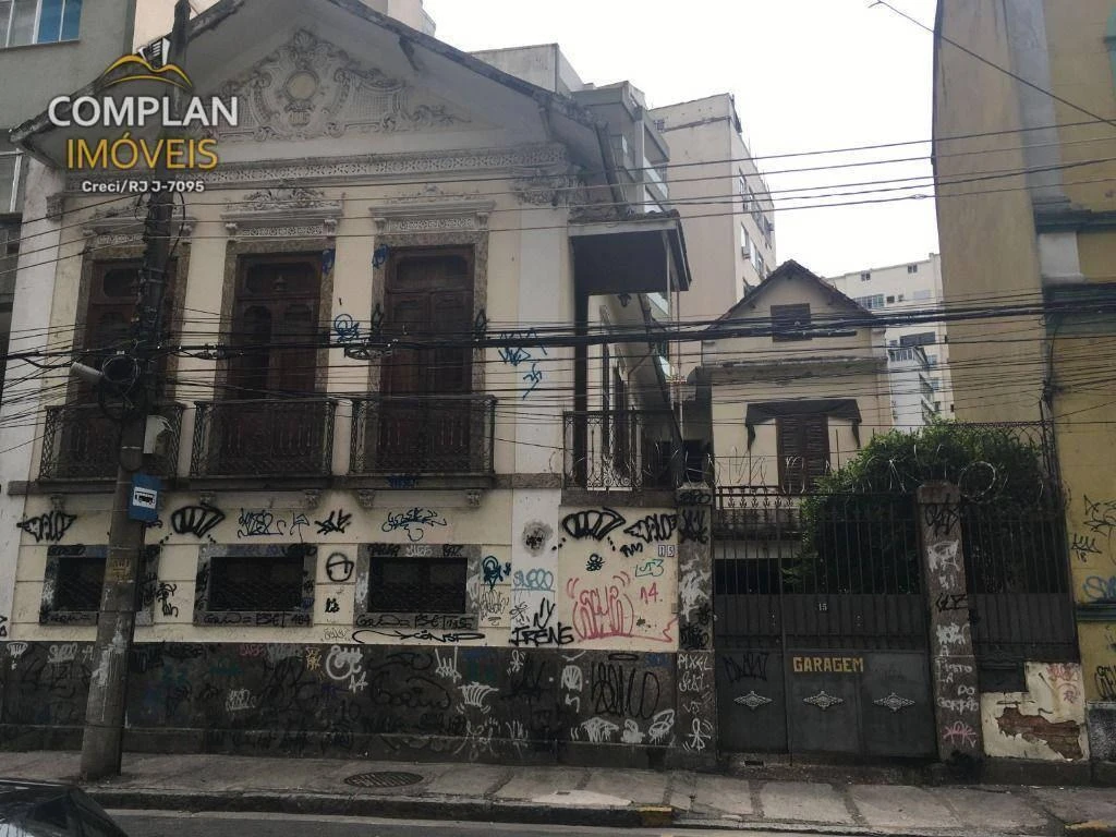 House with 5 bedrooms, 4 bathrooms and 639 m² — photo 8