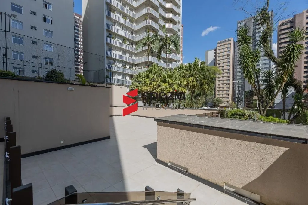 332 m² apartment with 2 bedrooms and 5 bathrooms — photo 34