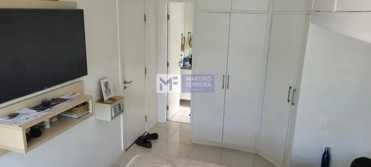 Furnished apartment with 3 bedrooms and an enclosed balcony — photo 3