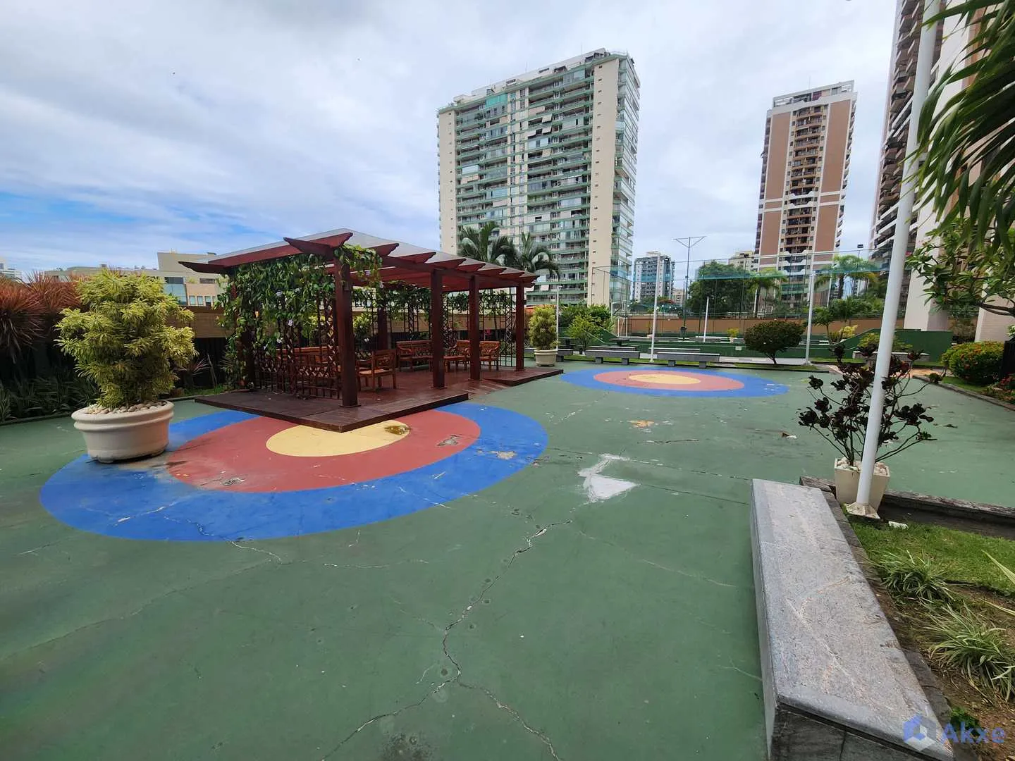 Apartamento de 2 quartos em condomínio com piscina aquecida — photo 30