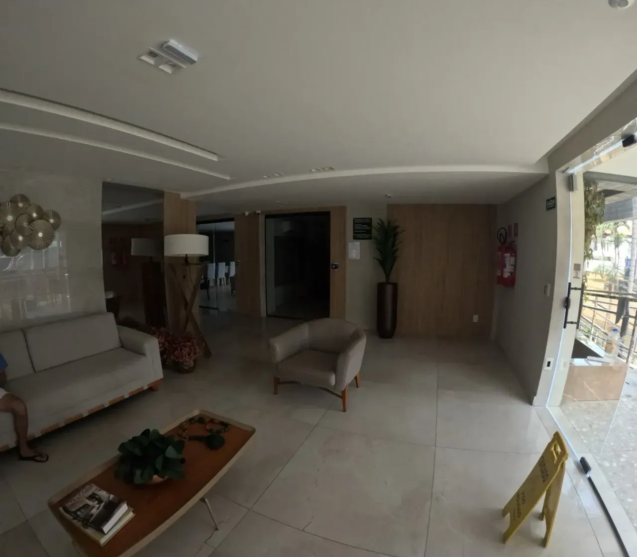 3-suite apartment with 4 bathrooms and 2 parking spots — photo 10