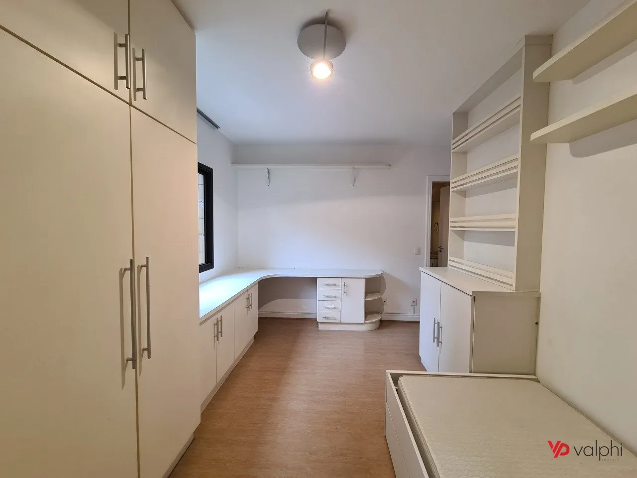 Квартира з 3 спальнями, 4 ванними та 2 паркомісцями — photo 30